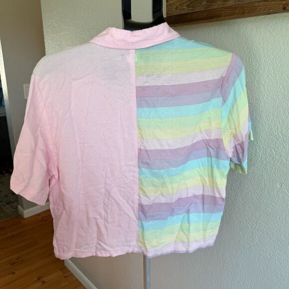 Hot Topic Pastel Stripe Split Boxy Crop Woven Button-Up Unicorn Cotton Candy L - Picture 3 of 5